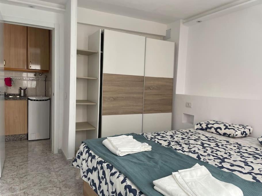 Giovina Living Av Suecia 150M From Beach Лос-Крістіанос Екстер'єр фото